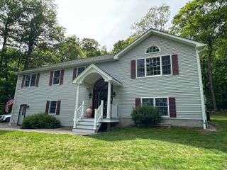 31 Cherry Hill Road, Brooklyn, CT 06234