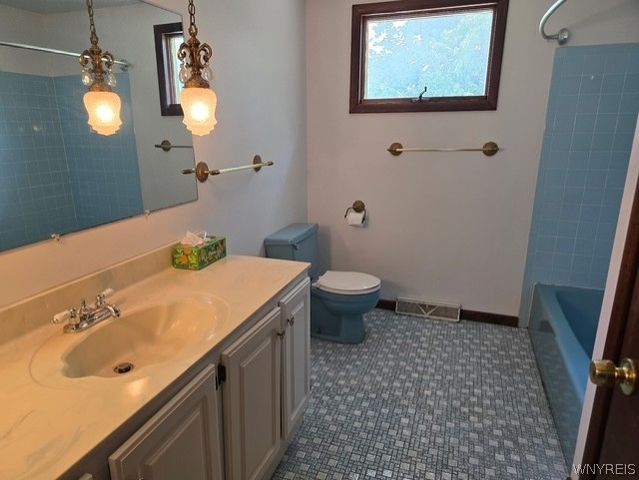 120 Autumnvale, Lockport City, NY 14094