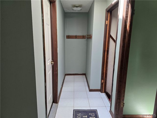 120 Autumnvale, Lockport City, NY 14094