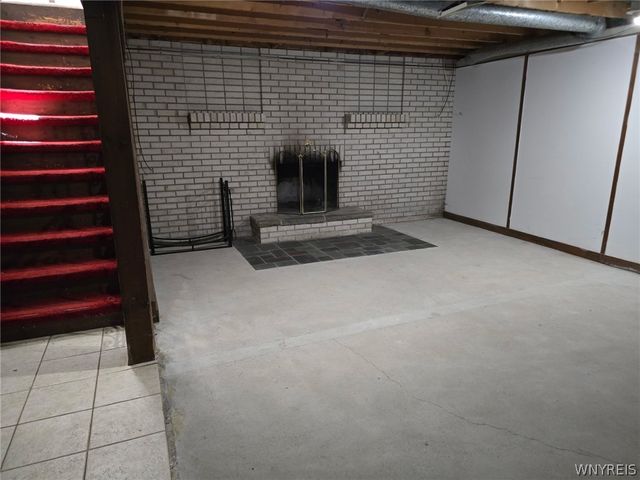 120 Autumnvale, Lockport City, NY 14094