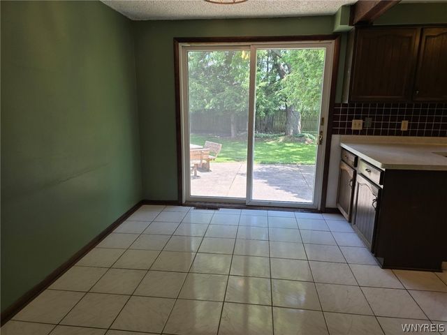 120 Autumnvale, Lockport City, NY 14094