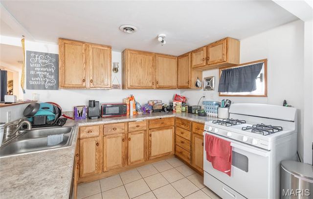 1105 Missouri Avenue, Rolla, MO 65401