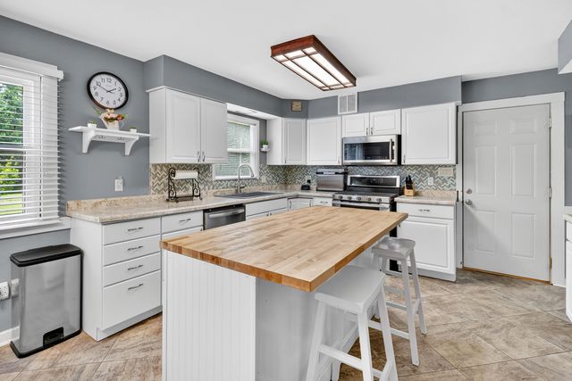 13935 Cobblestone Lane, Pickerington, OH 43147