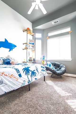 2506 Swift Avenue, Clovis, CA 93611