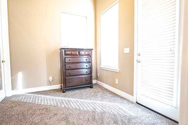 2506 Swift Avenue, Clovis, CA 93611