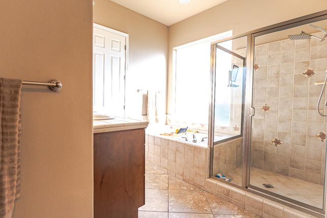 2506 Swift Avenue, Clovis, CA 93611