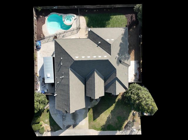 2506 Swift Avenue, Clovis, CA 93611