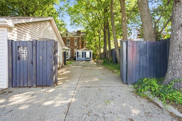 1110 Cherokee Rd A, Louisville, KY 40204