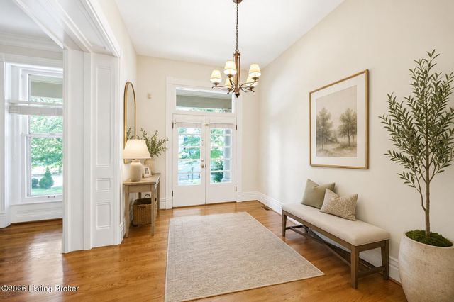 1110 Cherokee Rd A, Louisville, KY 40204