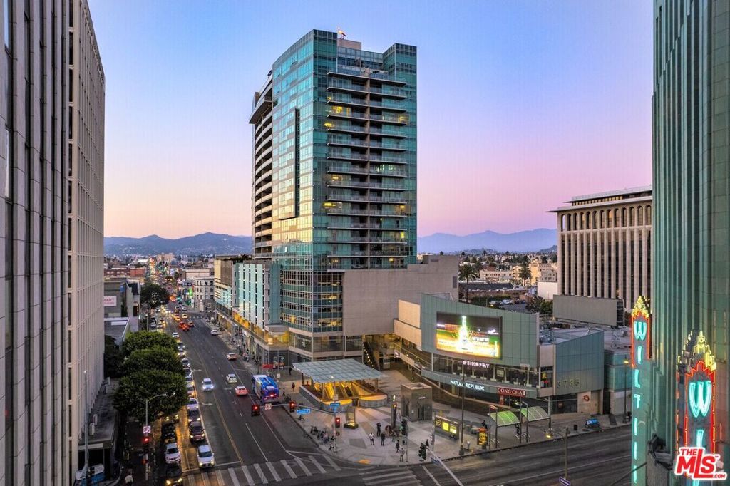 3785 Wilshire Boulevard 204, Los Angeles, CA 90010 — exterior