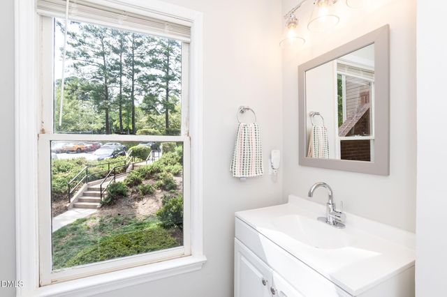 107 Killam Court 1c, Cary, NC 27513