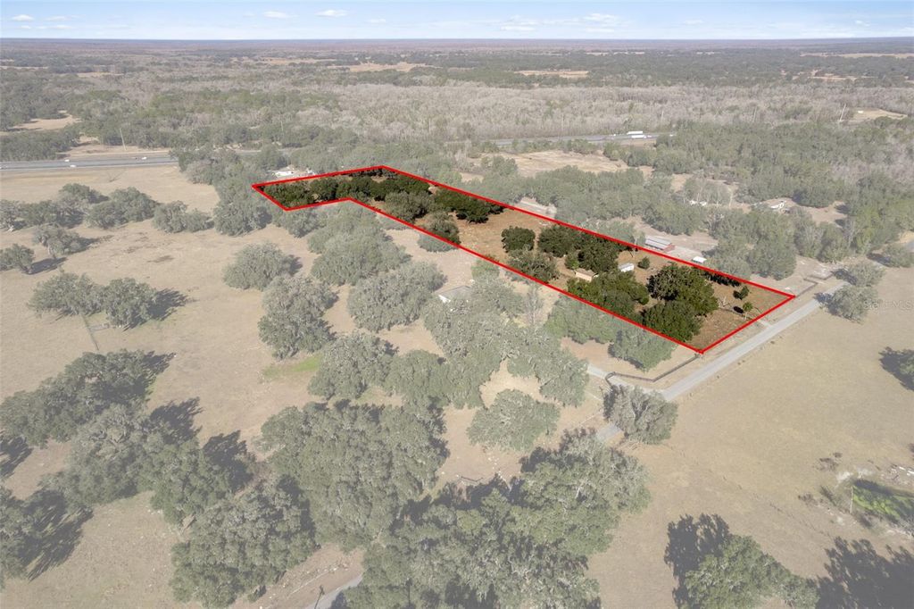 Image 4 of property listing at 3936 CR 311, Bushnell, FL 33513