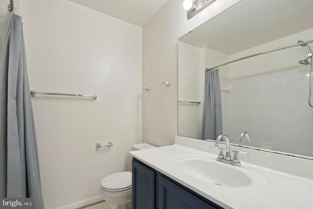 6228 BATTALION ST, Centreville, VA 20121