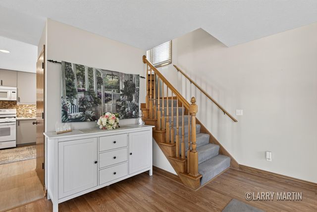 4256 Del Mar Drive Sw, City Of Wyoming, MI 49418
