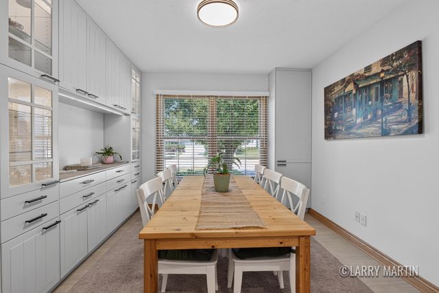 4256 Del Mar Drive Sw, City Of Wyoming, MI 49418