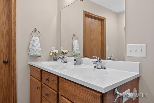 4256 Del Mar Drive Sw, City Of Wyoming, MI 49418