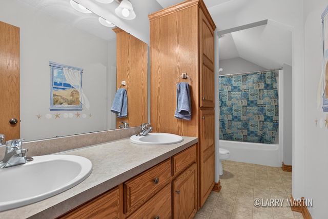4256 Del Mar Drive Sw, City Of Wyoming, MI 49418