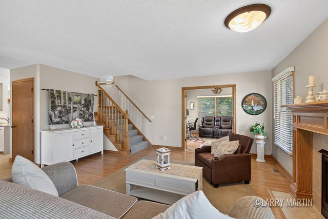 4256 Del Mar Drive Sw, City Of Wyoming, MI 49418