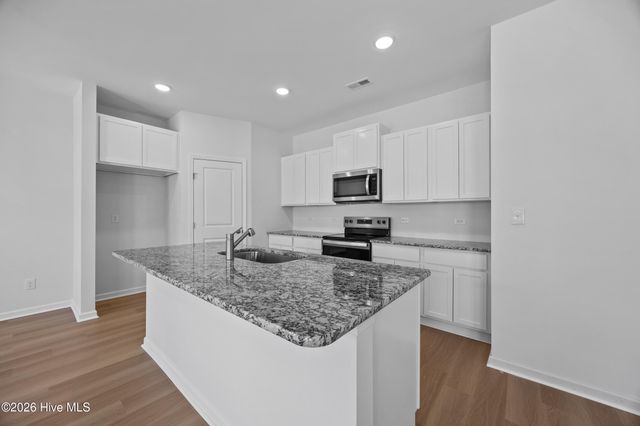 79 W Farley Drive 80, Hampstead, NC 28443