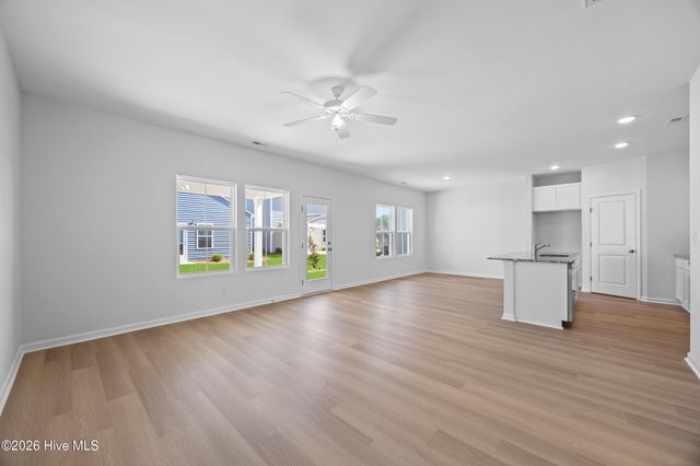 79 W Farley Drive 80, Hampstead, NC 28443