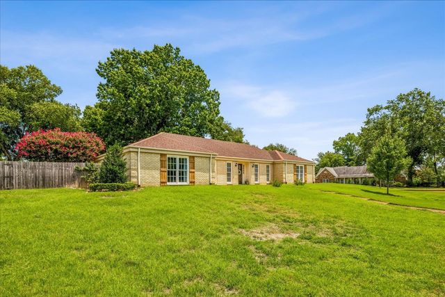8038 CIRCLESHADE DR, Germantown, TN 38138