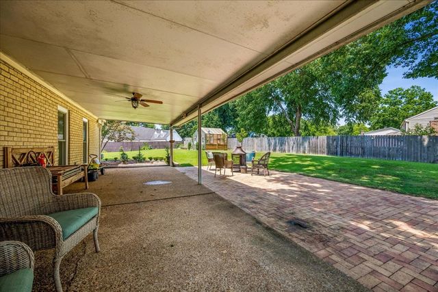 8038 CIRCLESHADE DR, Germantown, TN 38138