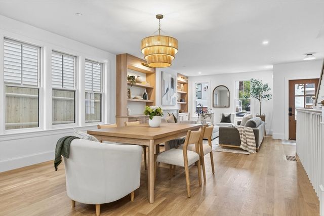 14 Prospect St, Boston, MA 02129