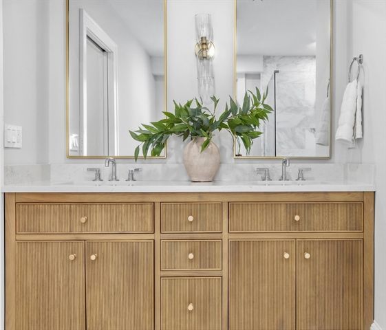 14 Prospect St, Boston, MA 02129