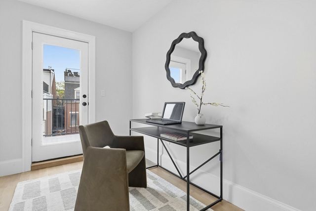 14 Prospect St, Boston, MA 02129