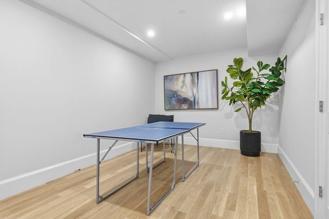 14 Prospect St, Boston, MA 02129