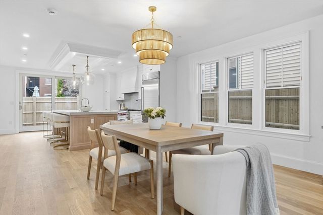14 Prospect St, Boston, MA 02129