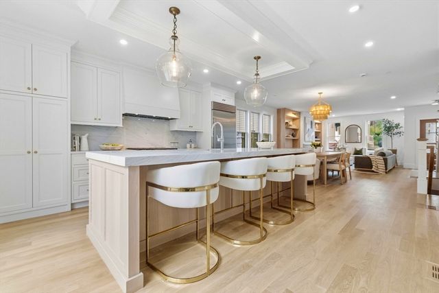14 Prospect St, Boston, MA 02129