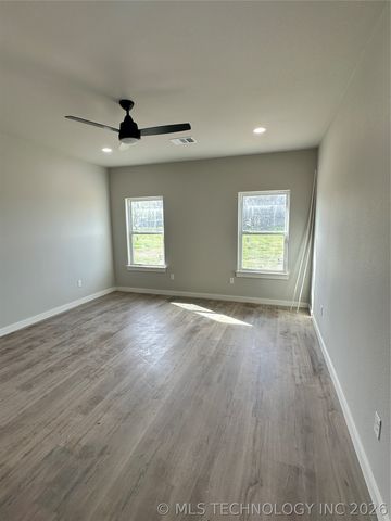 63 Grace Lane, Calera, OK 74730