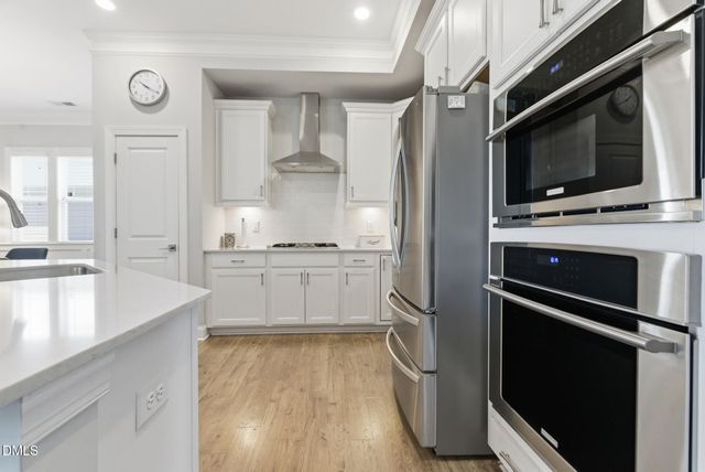 509 Old Ride Drive, Holly Springs, NC 27540