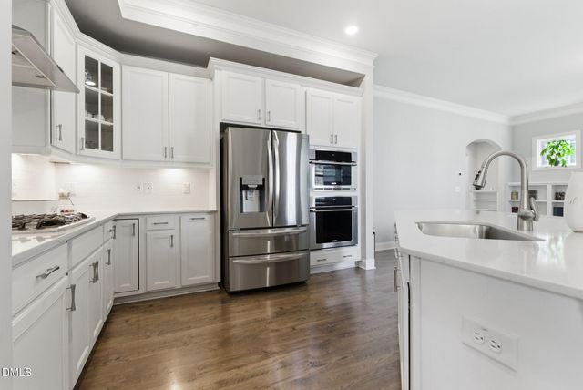 509 Old Ride Drive, Holly Springs, NC 27540