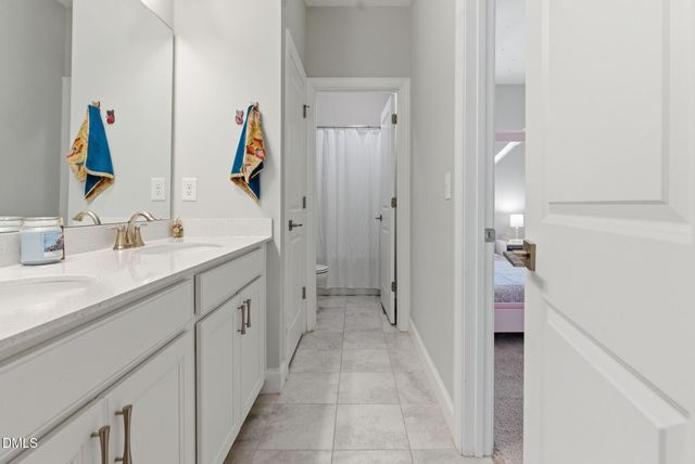 509 Old Ride Drive, Holly Springs, NC 27540