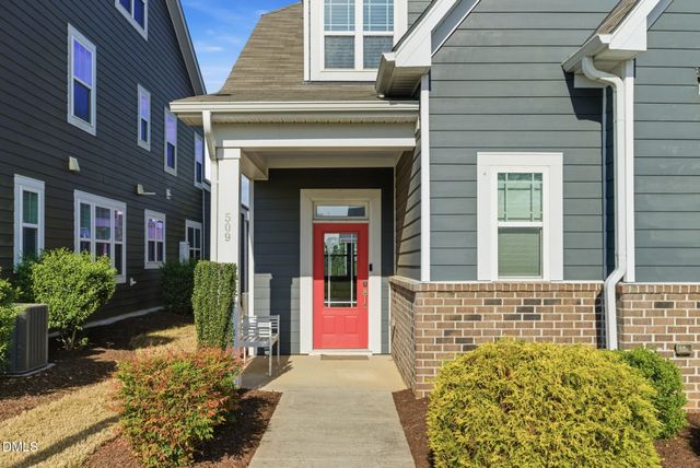 509 Old Ride Drive, Holly Springs, NC 27540