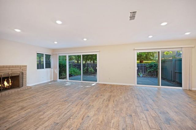 6726 Vivienda Ln, Citrus Heights, CA 95621