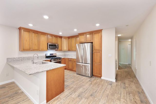 6726 Vivienda Ln, Citrus Heights, CA 95621