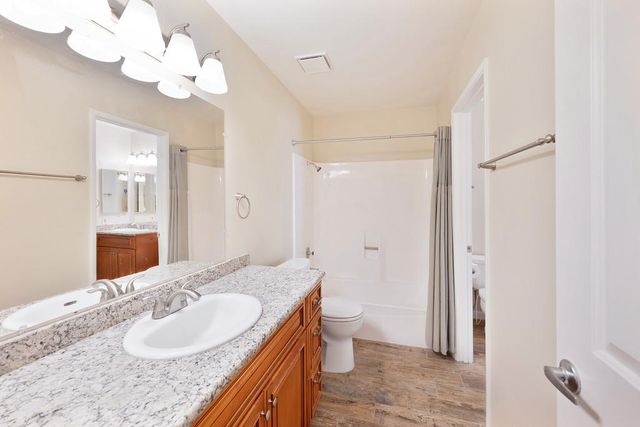 6726 Vivienda Ln, Citrus Heights, CA 95621