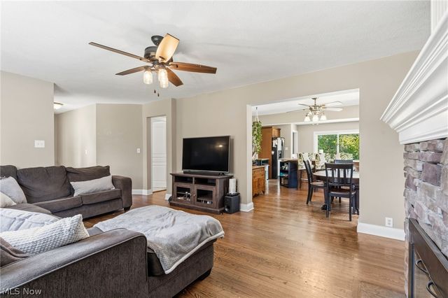 1793 E Turkeyfoot Lake Road, Akron, OH 44312