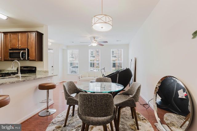 19451 PROMENADE DR, Leesburg, VA 20176