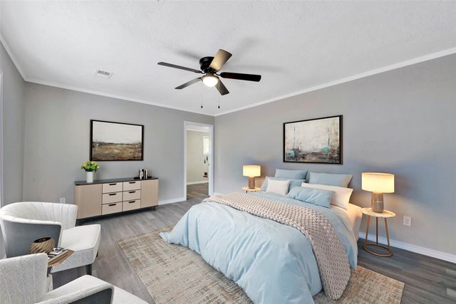 204 Hafer Street, Baytown, TX 77520