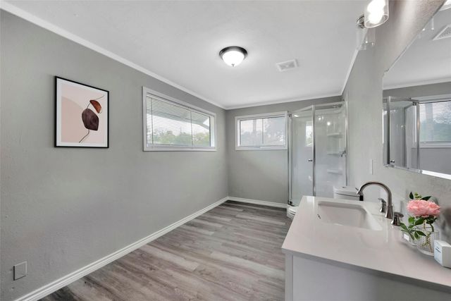 204 Hafer Street, Baytown, TX 77520