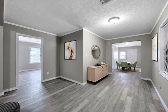 204 Hafer Street, Baytown, TX 77520