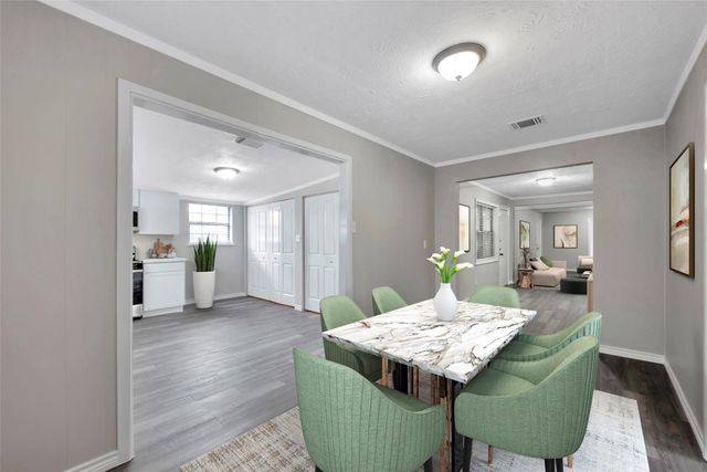 204 Hafer Street, Baytown, TX 77520