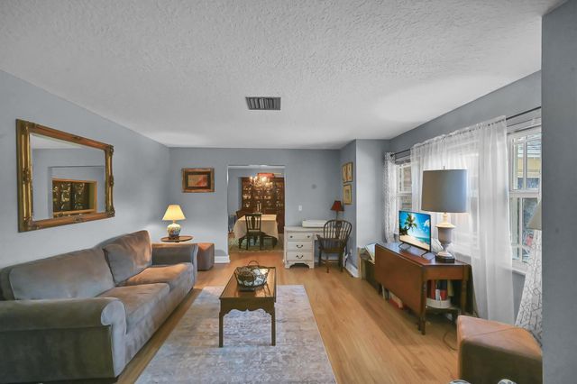 2601 Gray Twig Lane, Fort Pierce, FL 34981