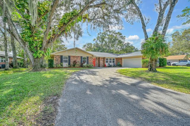 2601 Gray Twig Lane, Fort Pierce, FL 34981