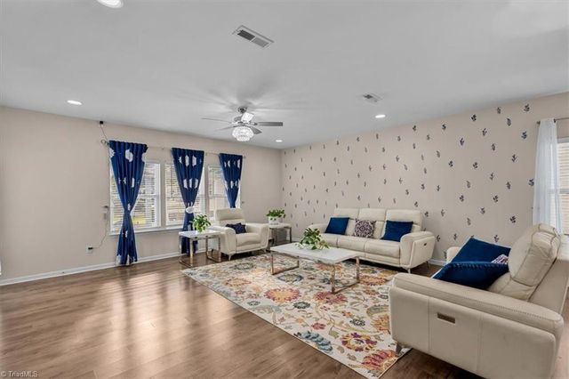 2530 William Joseph Lane, High Point, NC 27265