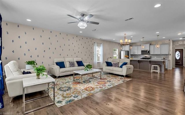 2530 William Joseph Lane, High Point, NC 27265